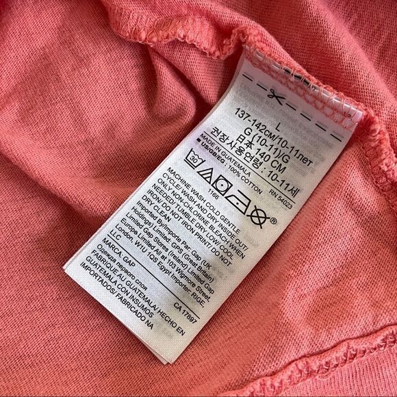 Gap & Old Navy Lot Tee Shirt, Tank Top & Shorts - Picture 8 of 16